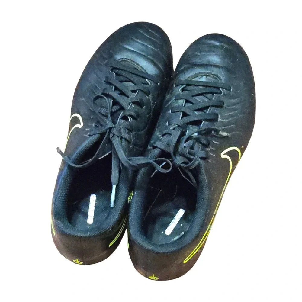 Nike Tiempo Legend Black‎ Volt Soccer Cleats FG Youth Cleats
